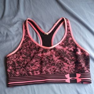 Under Armor Pink sports bra unlined